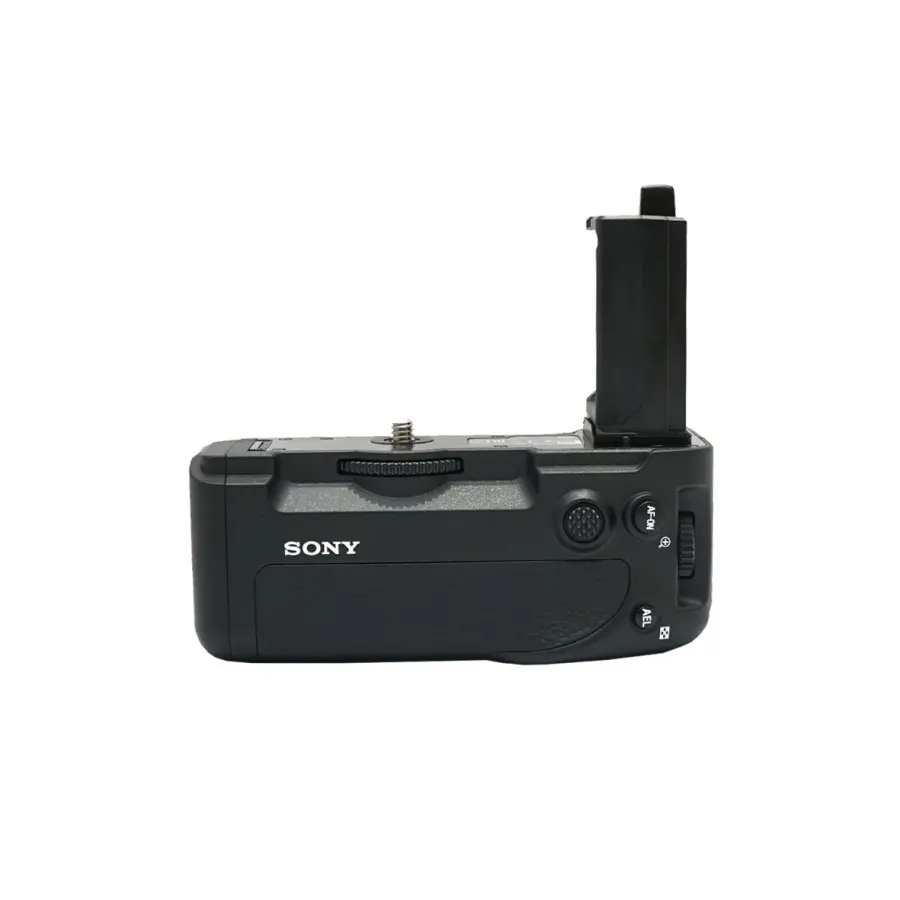 SONY VG-C4EM VERTICAL GRIP FOR A7R IV, A7S III, & A9 II  - SCORE 9 (2)