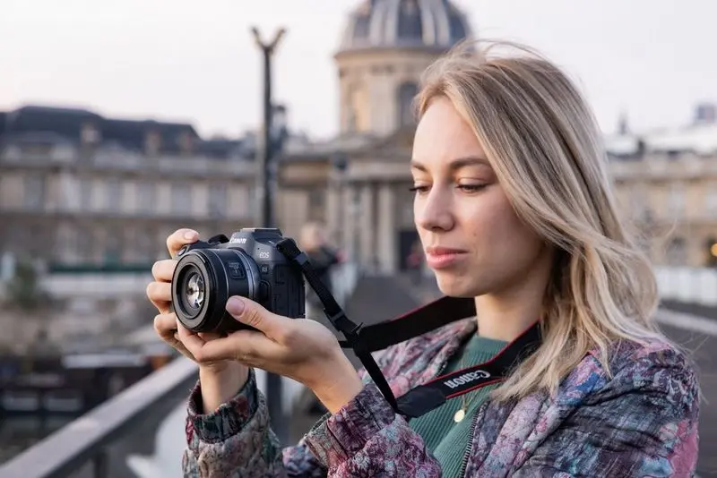 Canon EOS R8: Kamera Ringkas dengan Fitur Video 4K 60fps Tanpa Crop.