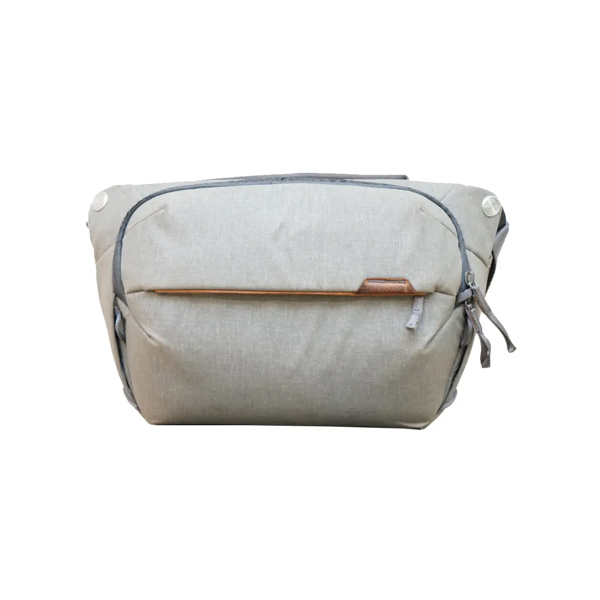 PEAK DESIGN EVERYDAY SLING 10L ASH  - SCORE 7