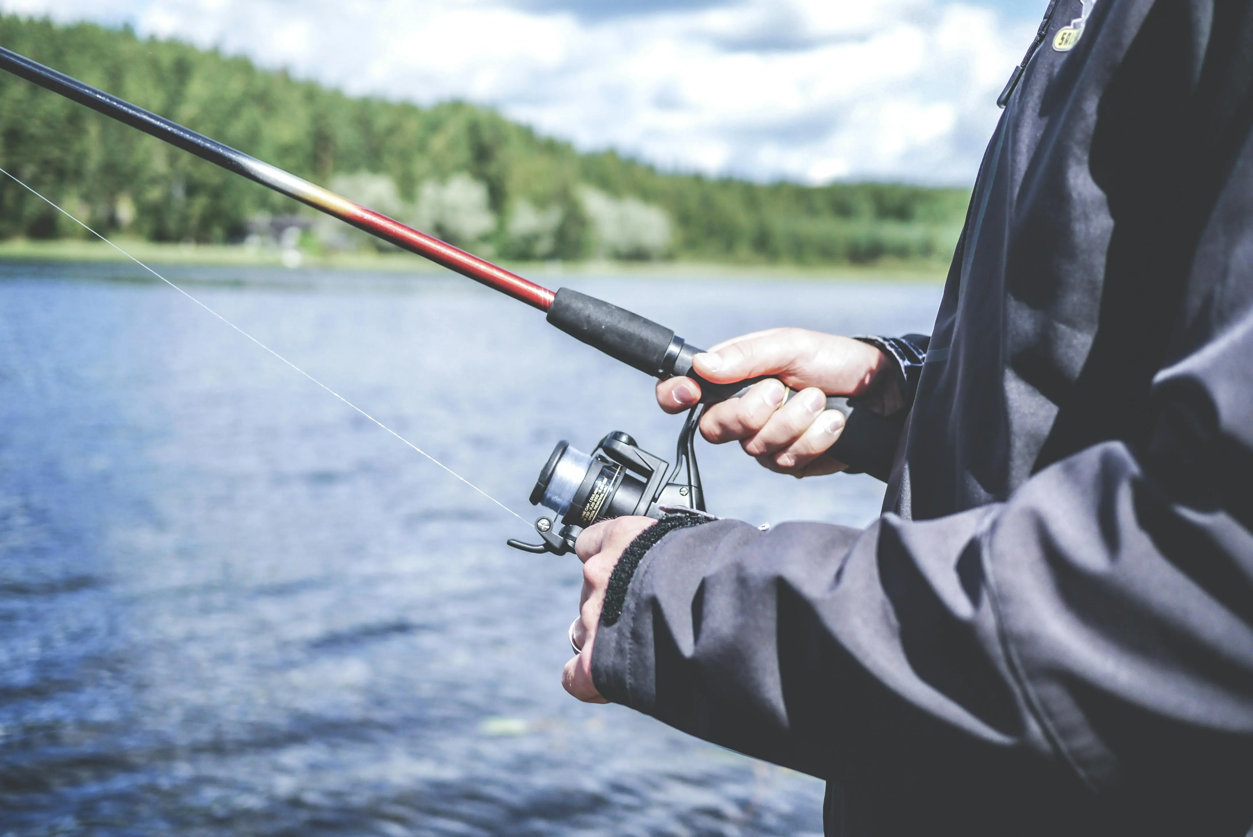 7 Tips Fishing Photography Ini Bisa Bikin Foto Memancing Kamu Menakjubkan, Cobain yuk.