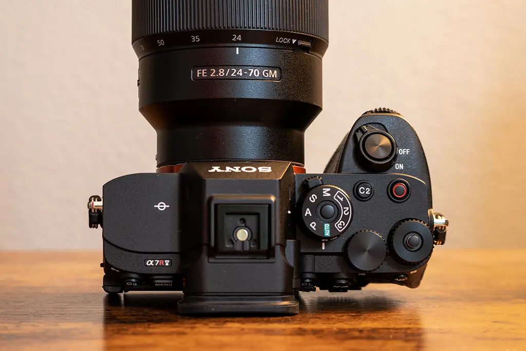 Sony A7R V vs Canon EOS R5 Mark II, Ini Perbandingannya.