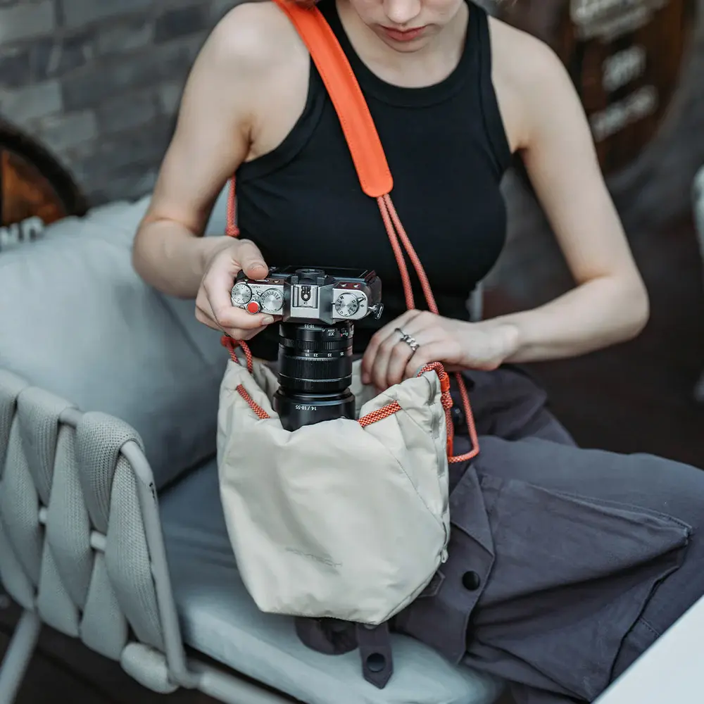 PGYTECH OneGo Drawstring Bag: Tas Kamera Serbaguna untuk Fotografer dan Konten Kreator.