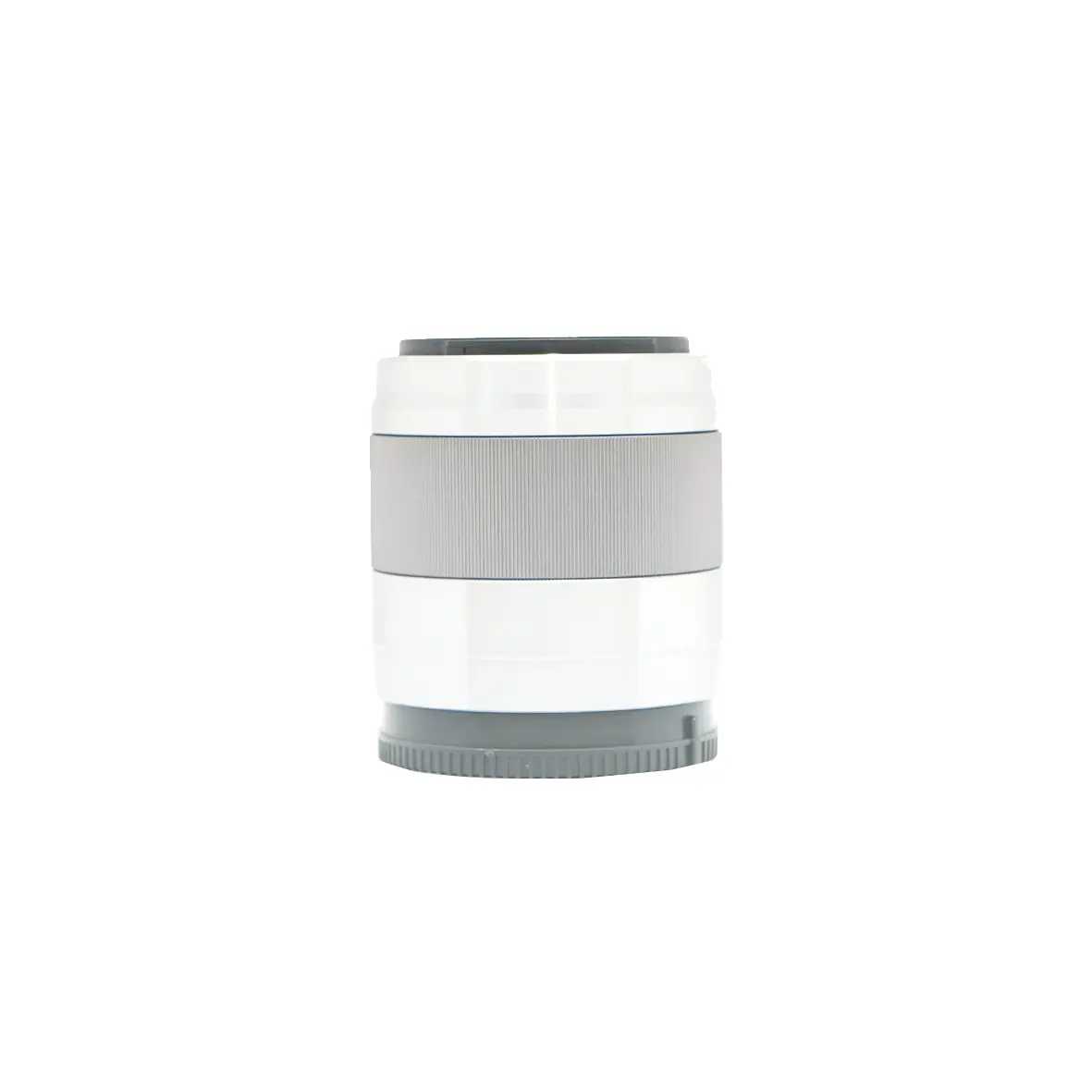 SONY E 50MM  F1.8 OSS  - SCORE 8