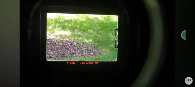 new-viewfinder-mode-in-x-e5-evf-exposure-needle-like-old-v0-fq4yhof71h6f1.webp