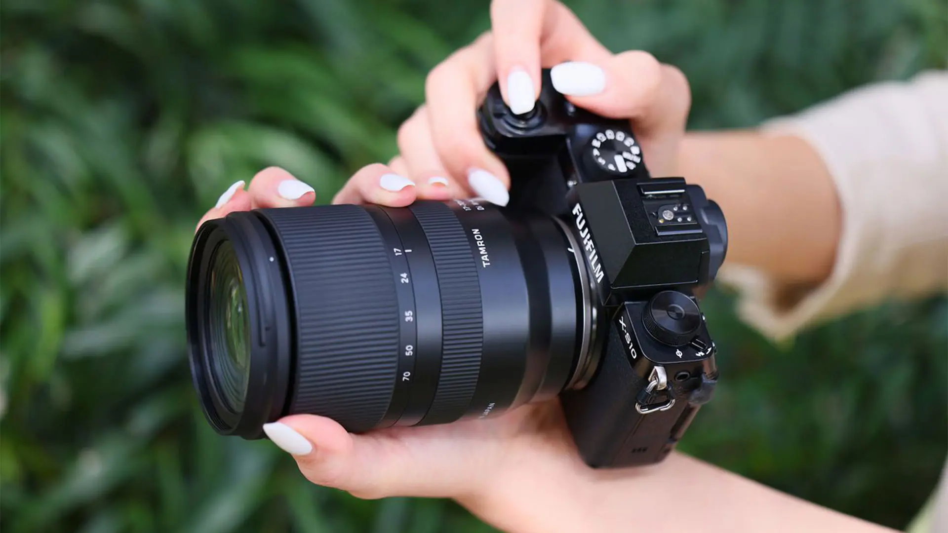 Ini Dia 6 Keunggulan Lensa Tamron 17-70mm f/2.8 Di III-A VC RXD.