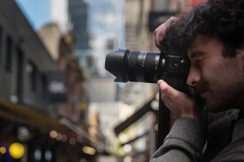 Leica Vario-Elmarit-SL 28–70mm f/2.8 ASPH Dirilis, Lensa Zoom Ringan di SL System.