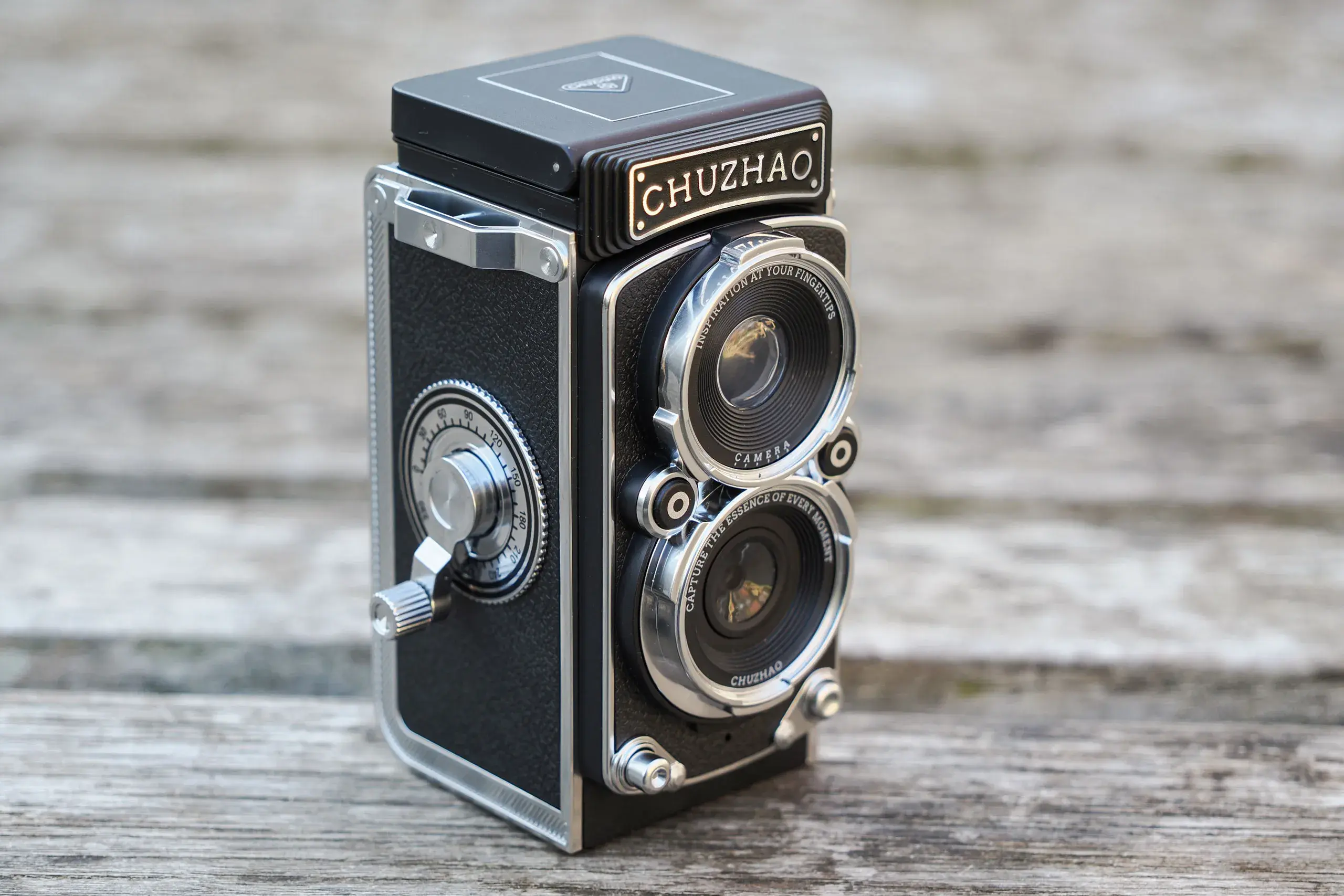 Chuzhao Twin Lens Reflex Camera: Ini Dia Kamera Vintage dengan Sentuhan Teknologi Modern.