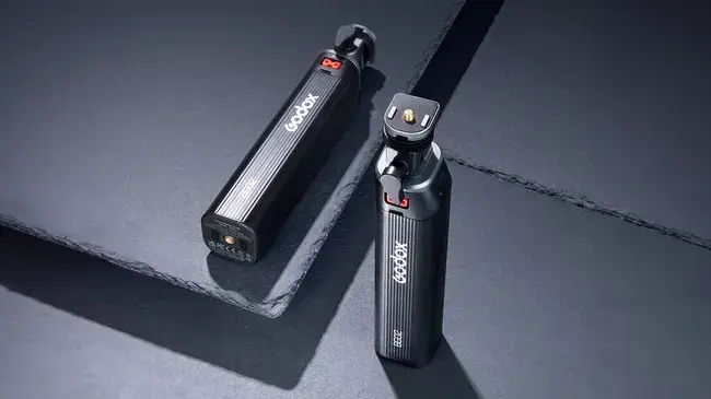 Godox BG02 Battery Grip Dirilis, Baterai Portable yang Ringkas dan Bertenaga Untuk Lighting Godox Kamu.