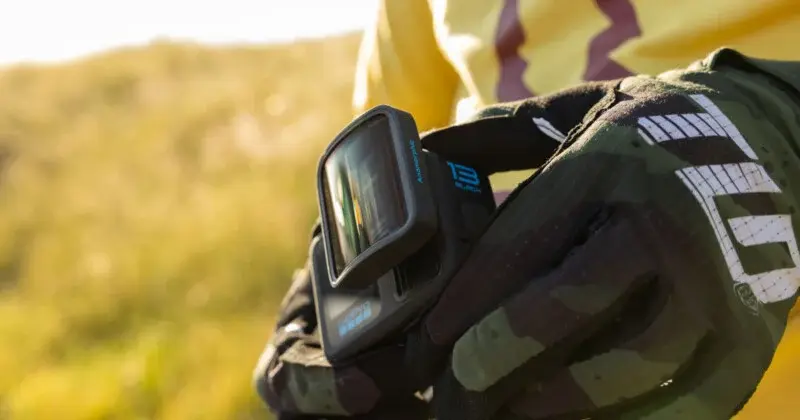 GoPro Anamorphic Lens Mod yang Baru Bisa Buat Video Makin Sinematik di GoPro 13 Kamu.